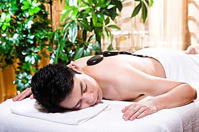 《龙腾世纪：影障守护者》是单人游戏 以故事为重点